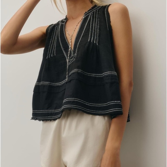 Amazon Black/White Embroidered Swing Crop Tank Size Small - Picture 1 of 3